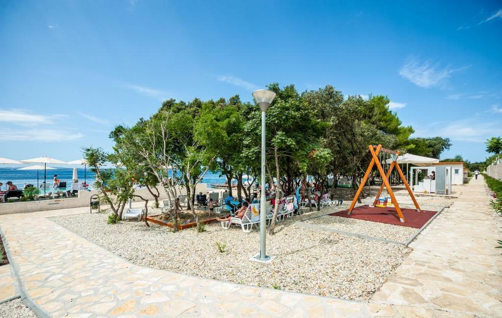 Apartmani Astrado Petrcane Εξωτερικό φωτογραφία